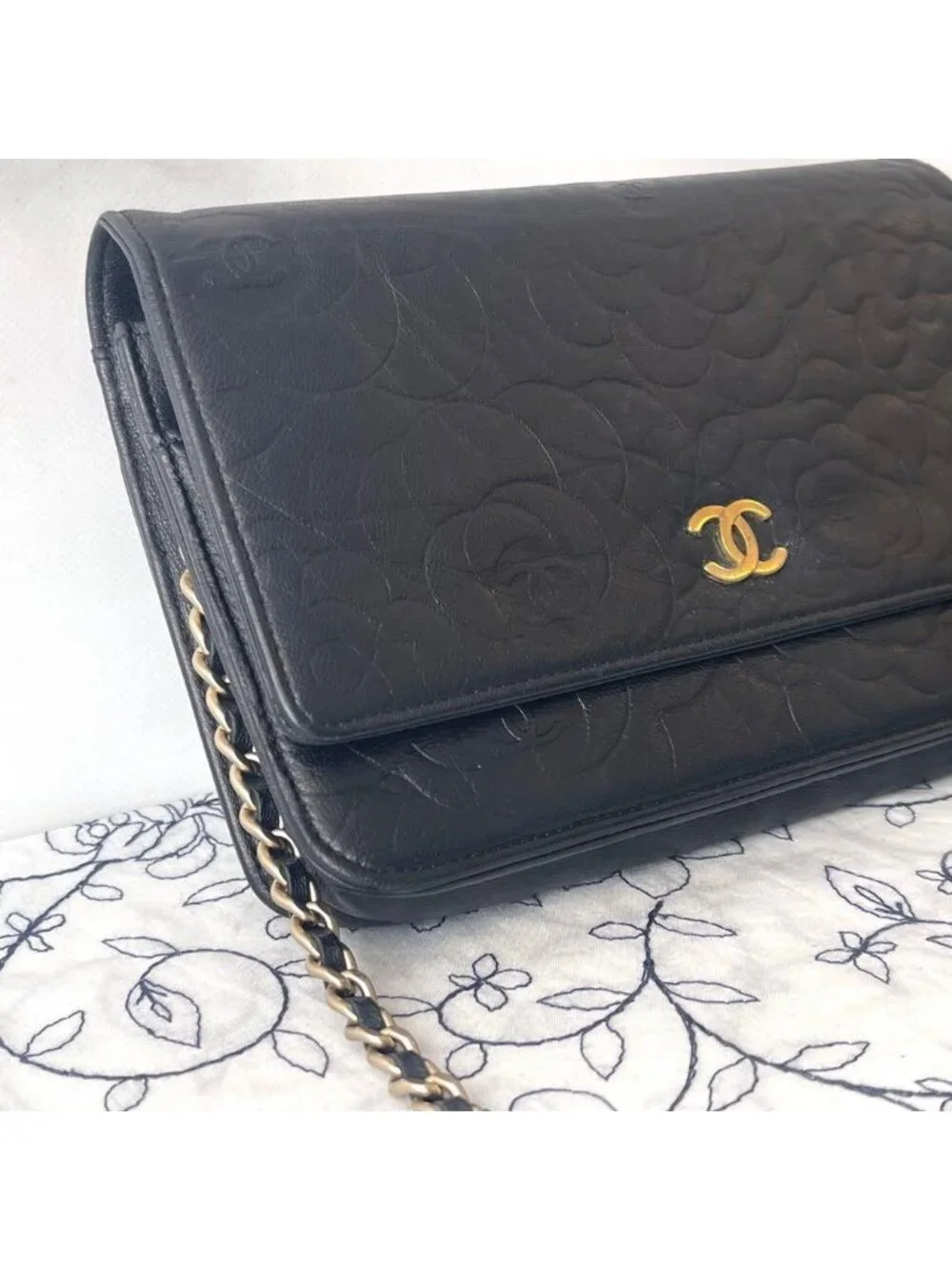 Chanel Chain Wallet Camellia Black Shoulder
